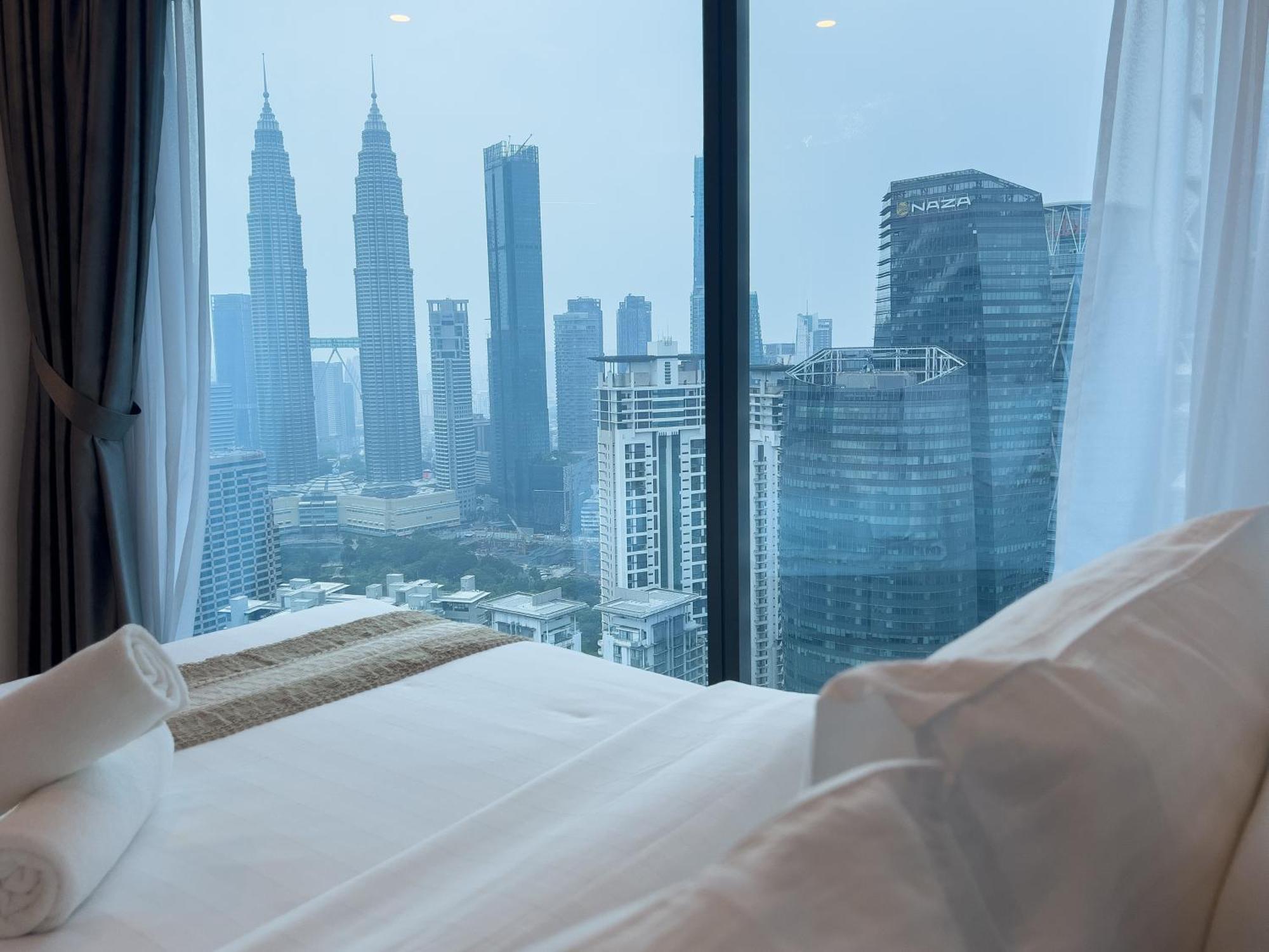 Crystal Suite At Eaton Klcc 쿠알라룸푸르 외부 사진