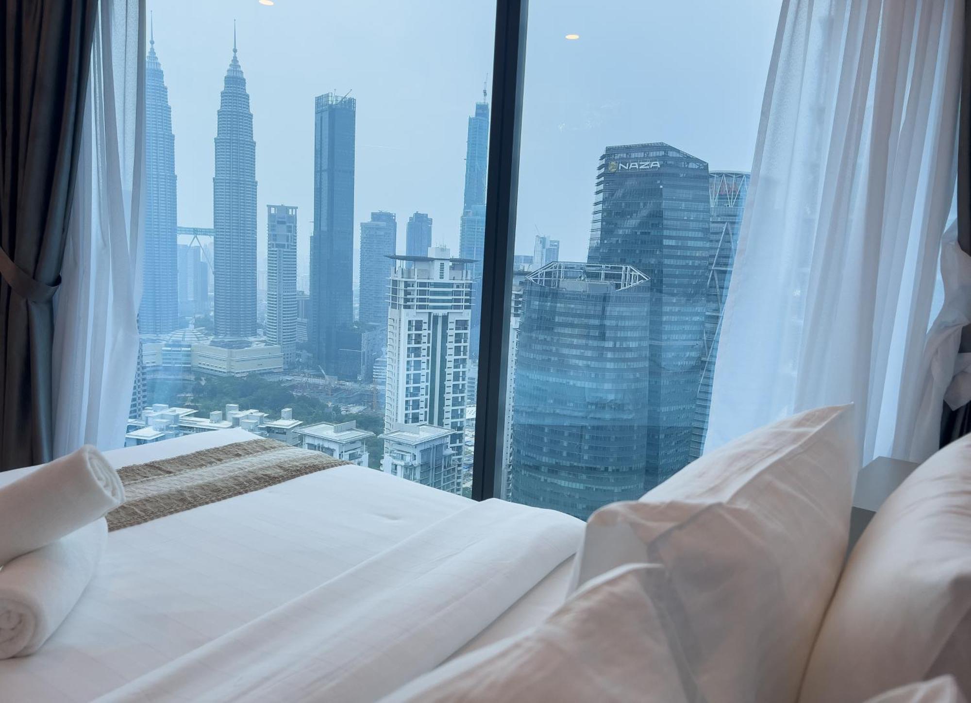 Crystal Suite At Eaton Klcc 쿠알라룸푸르 외부 사진